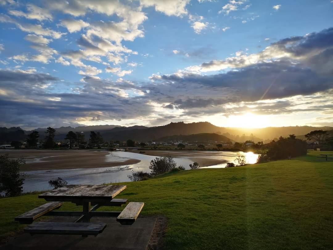 Paku Lodge Resort Tairua Extérieur photo